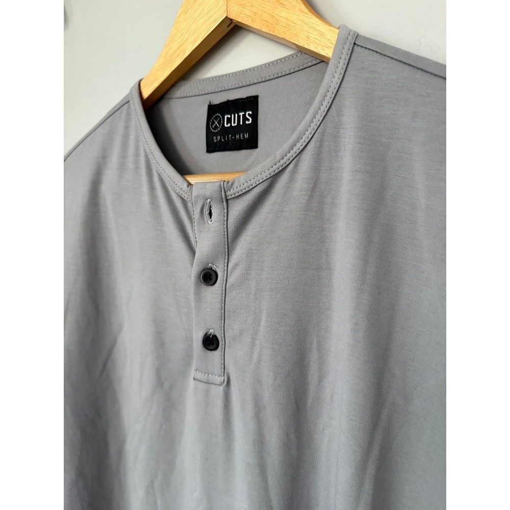 Cuts Clothing Split-Hem Henley Long Sleeve Casual Shirt Soft Gray‎ Mens Size S